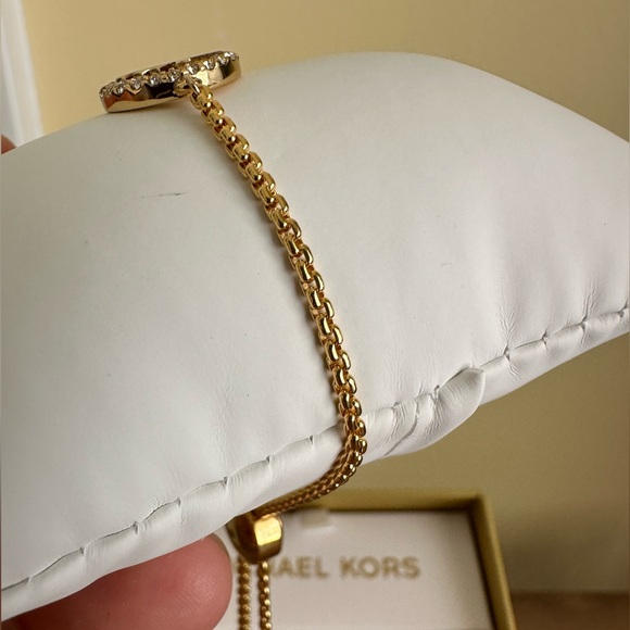 Michael Kors Signature Charm w/Stone Gold Bracelet, NWT - Picture 6 of 11